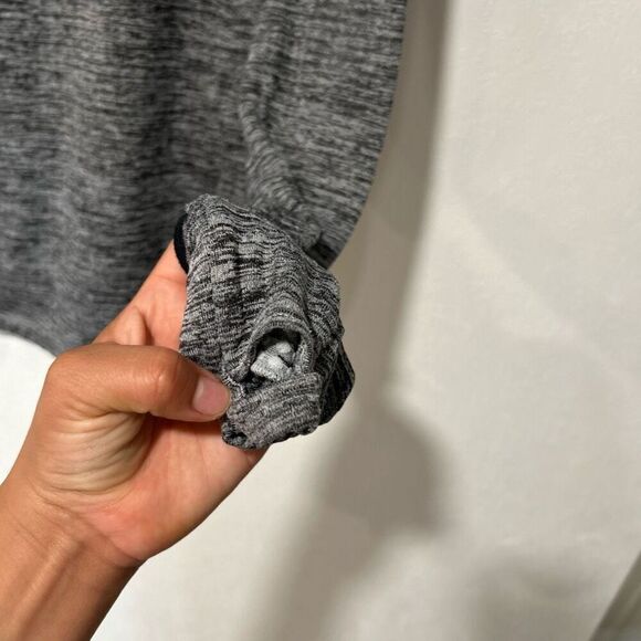 Nike Dri-Fit Running Jacket Small Hooded Gray Heather Full Zip Long Sleeves - Picture 4 of 8